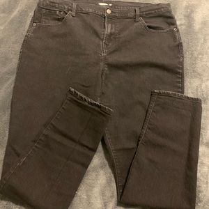 Women’s Black Straight Legged Size 16 Jeans